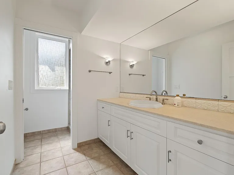 43 Baywood Ter — Photo 15