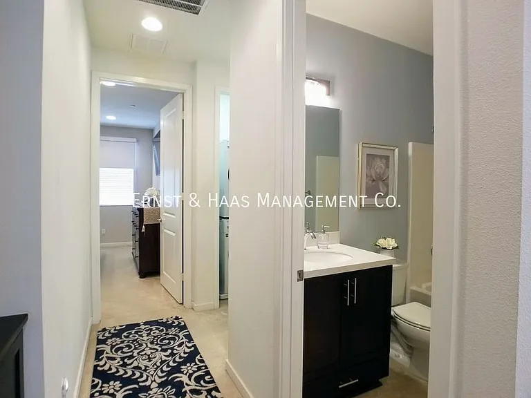 5777 Acacia Ln — Photo 21
