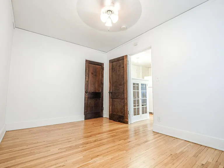 Setona Apartments — Photo 13