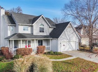 1479 Maplewood Dr, Saline, MI 48176