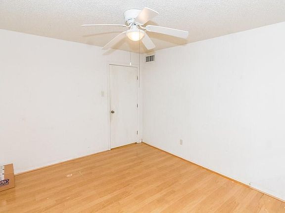 4th image of 10844 Briar Forest Dr #10