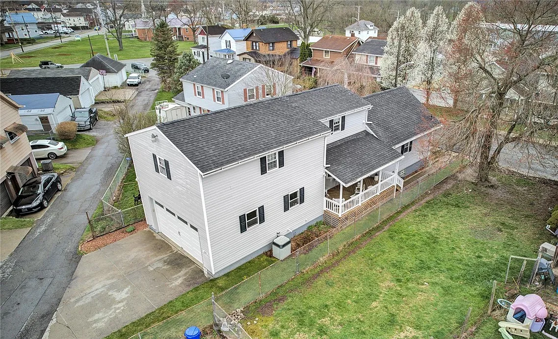 232 N 18th Ave photo 1