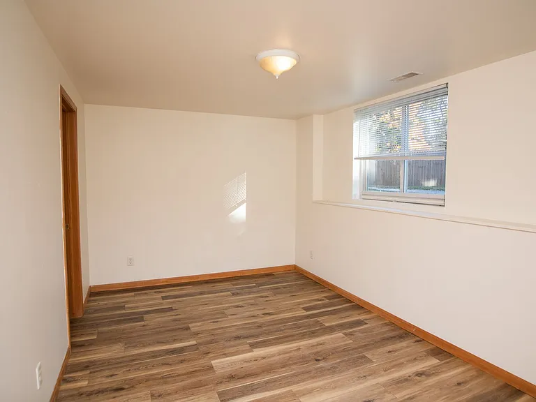 353 College Ave — Photo 11
