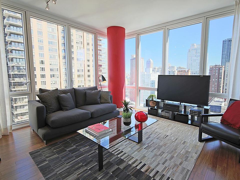 1st image of 175 W 60th St #33A