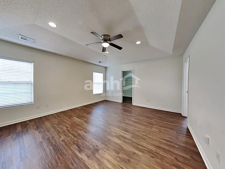 406 Averasboro Dr — Photo 15
