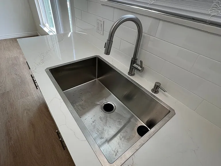444 S Manhattan Pl — Photo 6