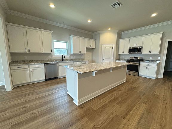 4th image of 1813 Rosalie Ct