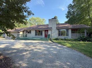 N72W14281 Good Hope Rd, Menomonee Falls, WI 53051