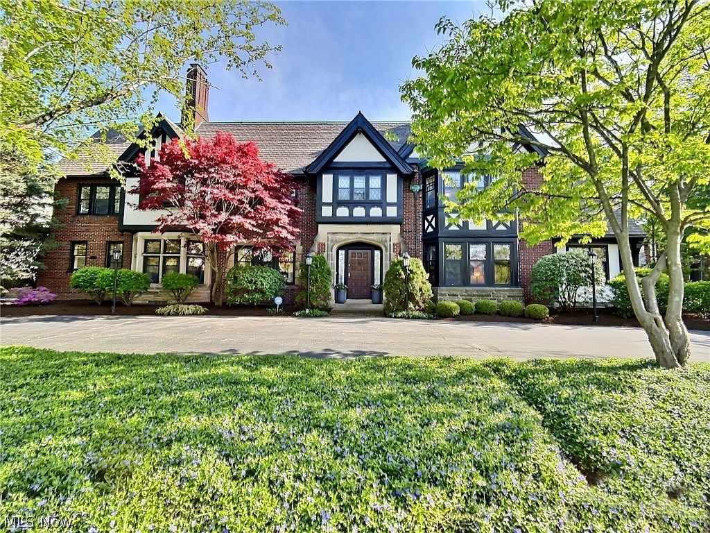 16800 Parkland Dr, Shaker Heights, OH 44120 Zillow