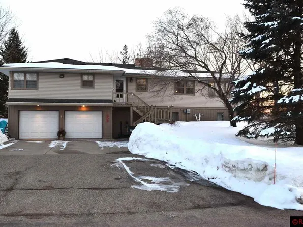 803 Lillian St, Waterville, MN 56096