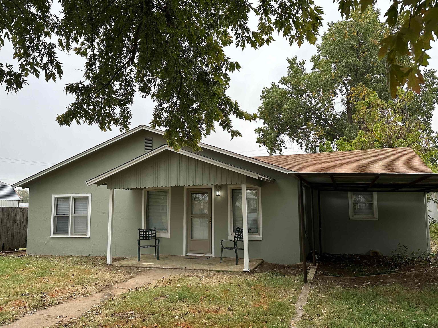 207 E Walnut St, Canton, OK 73724 Zillow