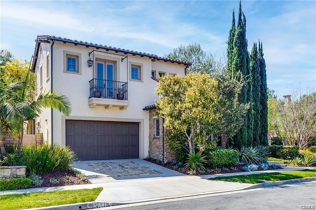 4 bed, 6.0 bath, 4145 sqft, $11,000 — Photo 1