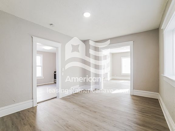 1771171_003_living_room_13629538.jpg