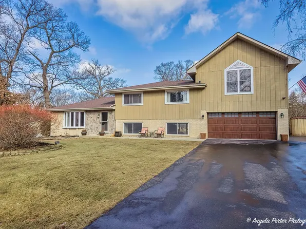 25846 W Marquette Dr, Ingleside, IL 60041