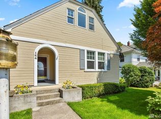 144 N 3rd St, Kalama, WA 98625