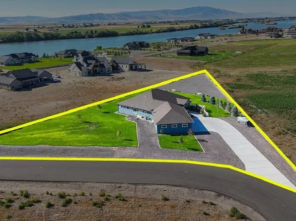377 Skyline Dr, Rupert, ID 83350