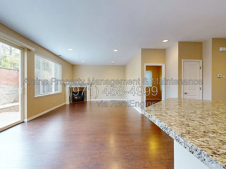 9495 NW Ember Ln — Photo 16