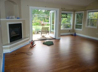 12005 Green Valley Rd, Sebastopol, CA 95472