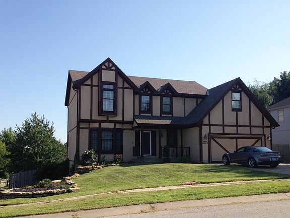 5th image of 211 Shannon Ave