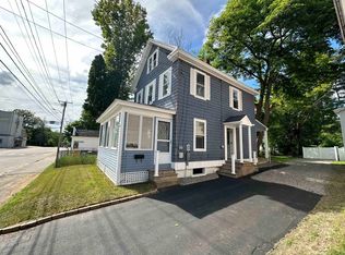 81 School St, Franklin, NH 03235