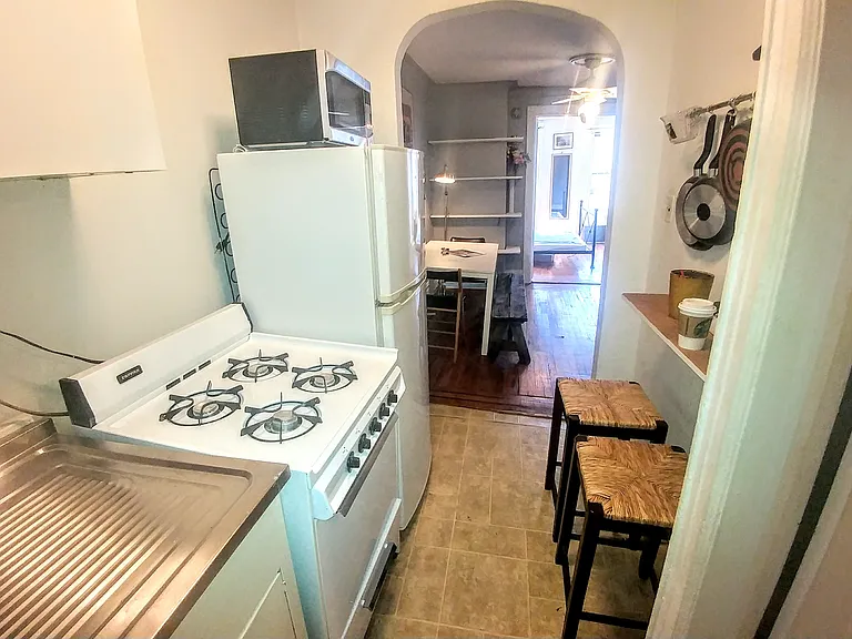 82 E 3rd St #5D — Photo 3