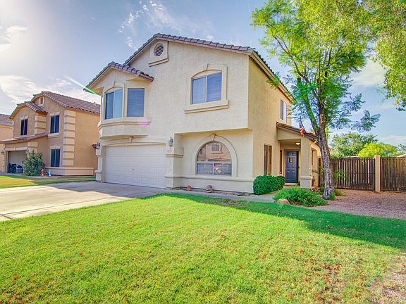 3rd image of 2070 E Palomino Dr