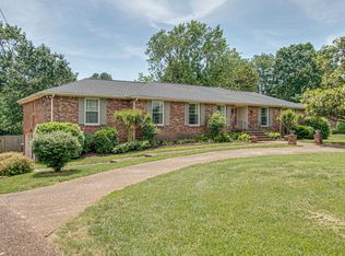 218 Montchanin Rd, Old Hickory, TN 37138