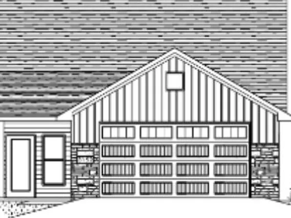 3152 E River Dr, Green Bay, WI 54301