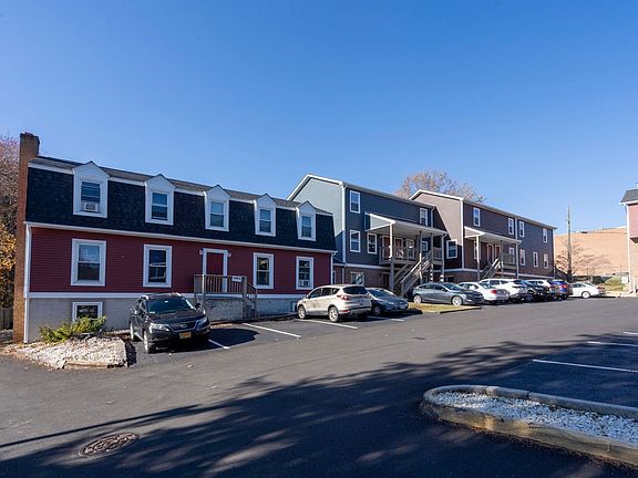 3rd image of 1201-1203 N Main St #1205-H