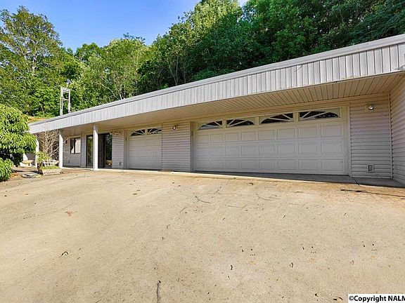 4th image of 109 Courtland Dr