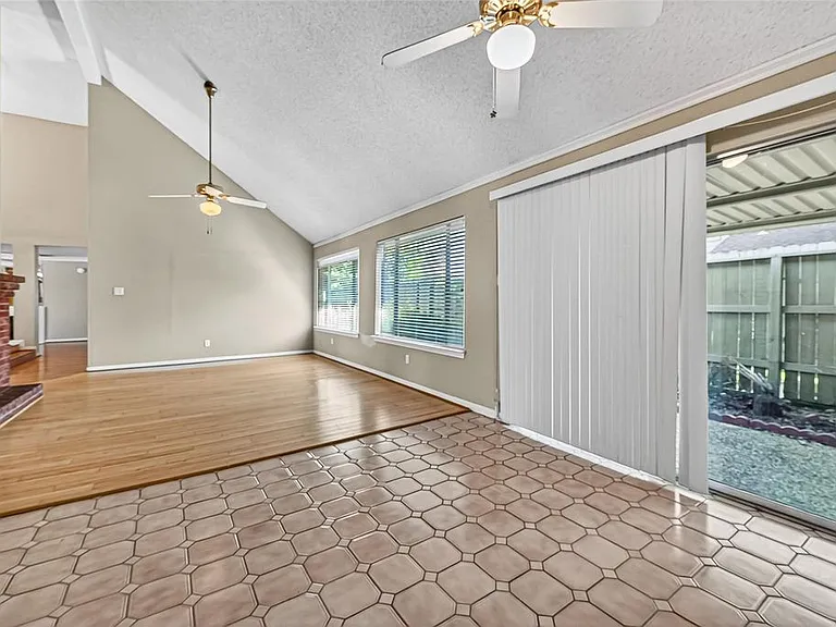 1535 Beaconshire Rd — Photo 14