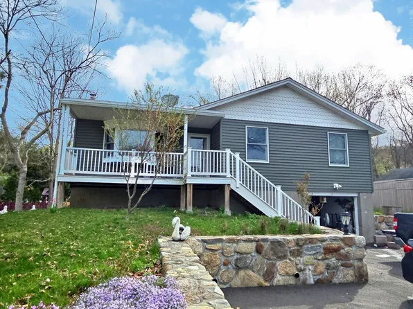 1 Lynn Terrace, Seymour, CT 06483