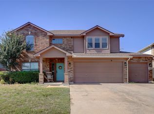 9505 Fox Hill Dr, Fort Worth, TX 76131