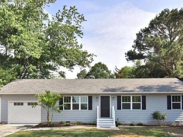 15 Lighthouse Rd, Selbyville, DE 19975
