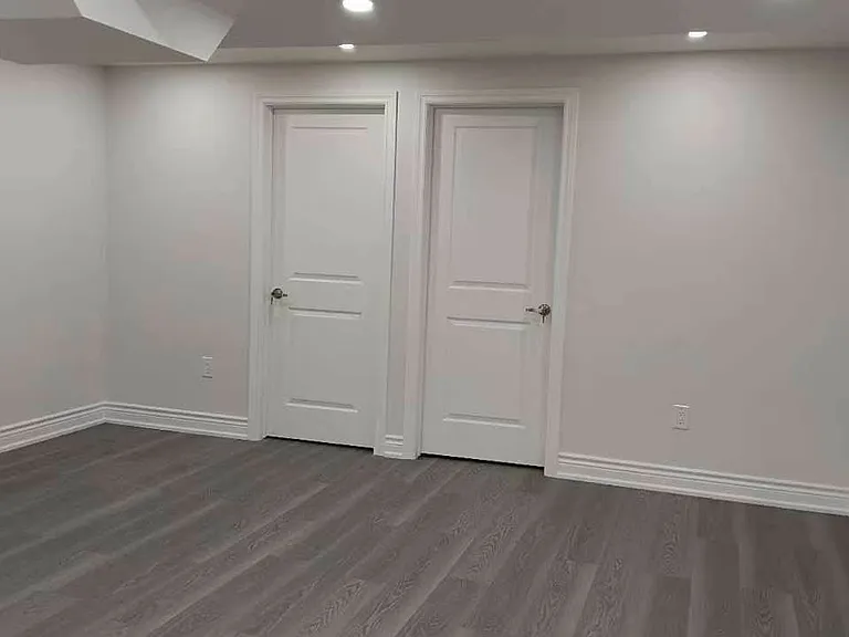 17 Trailsbrook Ter — Photo 2