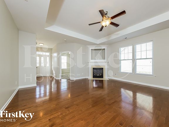2nd image of 190 Parkview Ln
