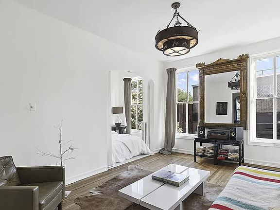 4th image of 79 Saint Marks Pl #2