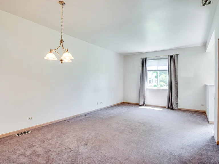 1216 Arapaho Ct #1216 — Photo 2