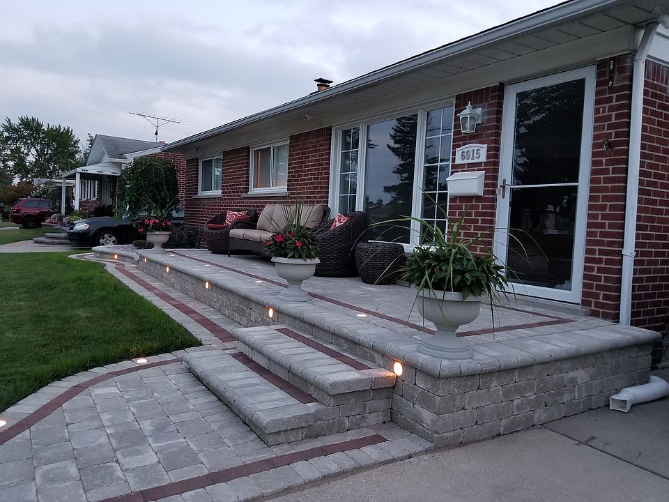2nd image of 6015 Plainfield St
