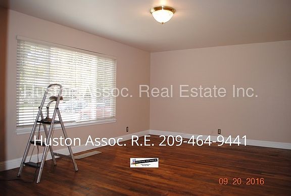 2nd image of 7220 Rosewood Dr