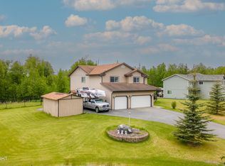 118 S Vickie Cir, Palmer, AK 99645