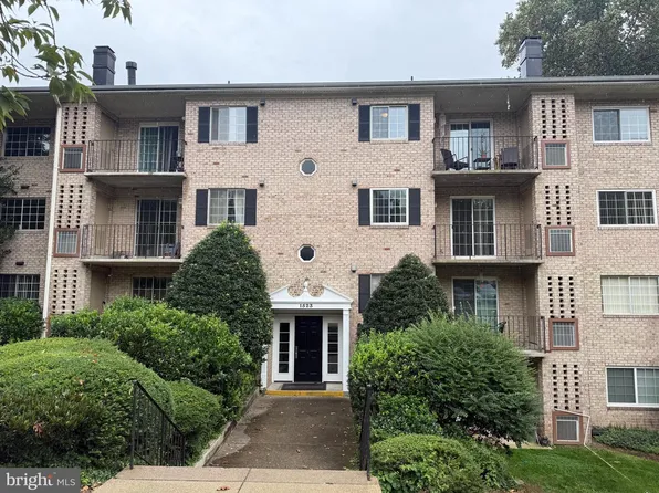 1523 Colonial Dr APT 204, Woodbridge, VA 22192