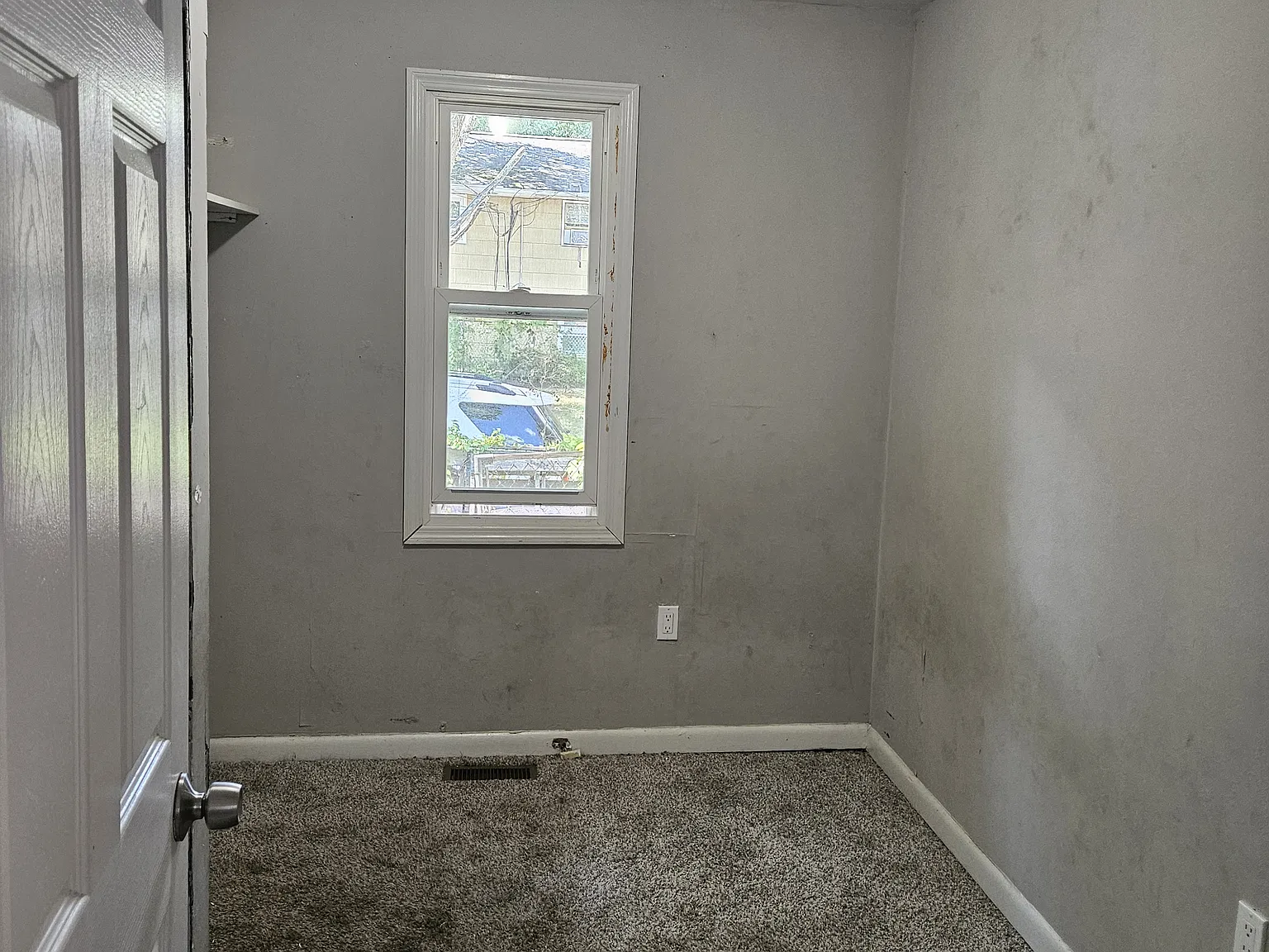 2 bed, $1,900 — Photo 4