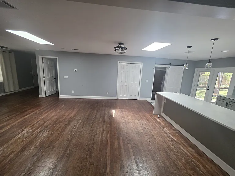 315 Kensington Dr — Photo 17