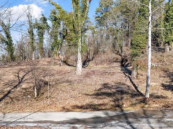 4th image of 9136 Solway Ferry Rd