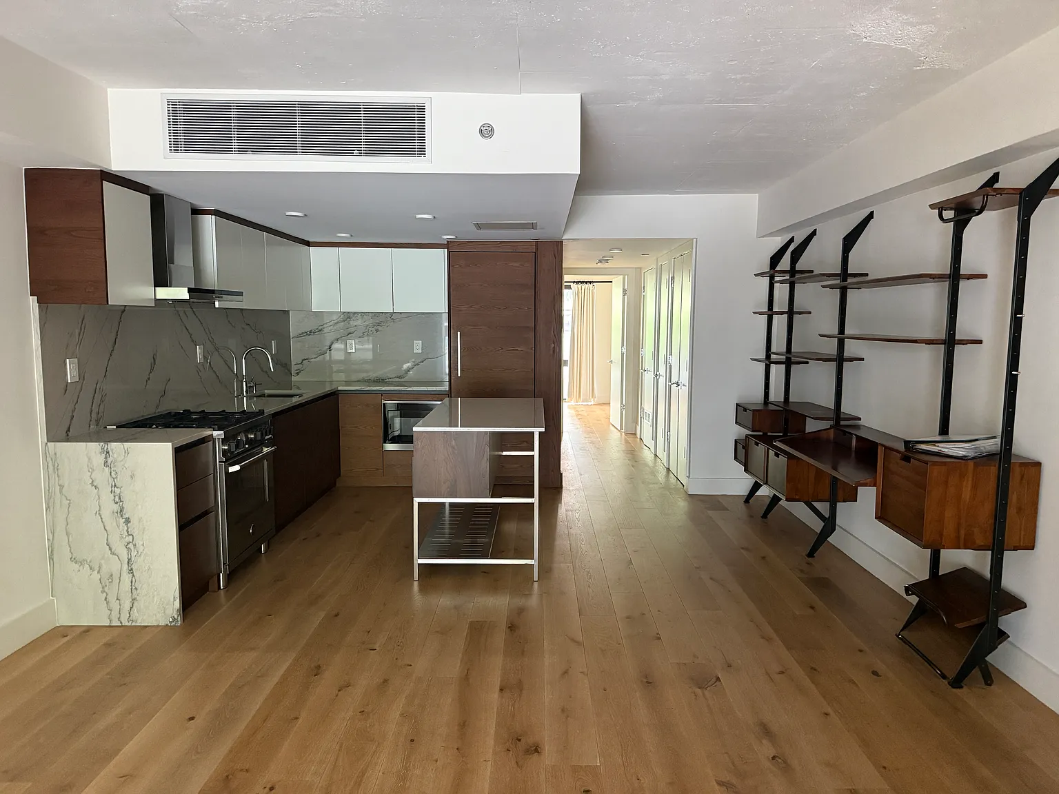 585 Union Ave #2A photo 1