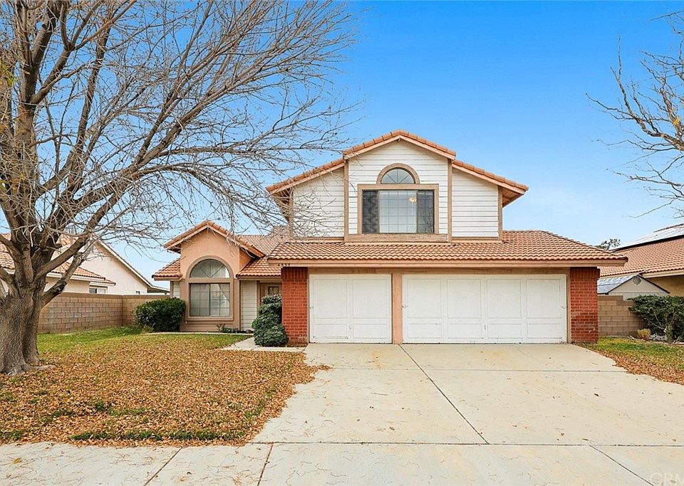 4555 Sungate Dr, Palmdale, CA 93551 Zillow