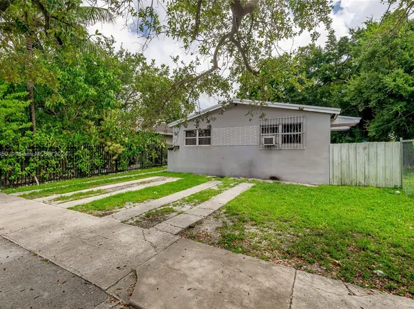 1837 NW 44th St, Miami, FL 33142
