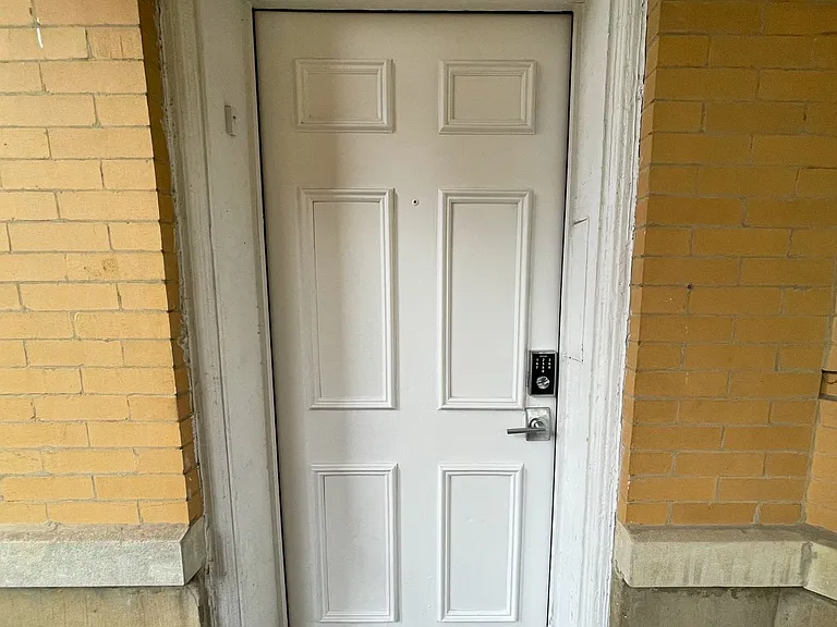 Arg Llc, 2848 W. Barry Series — Photo 29