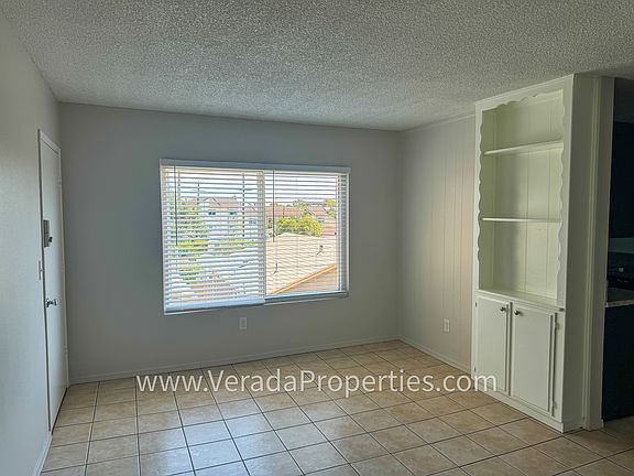 5th image of 4026 Wabash Ave APT 8